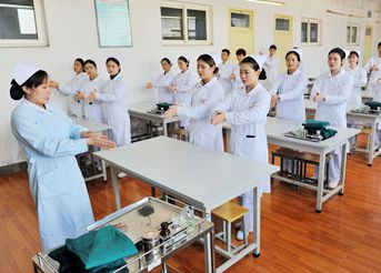 重庆知行卫生学校2022年招生要求